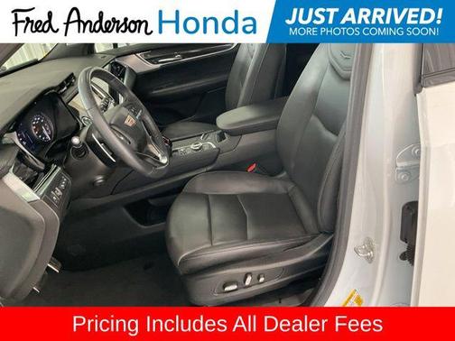 Crystal White Tricoat 2024 Cadillac XT6 Sport AWD