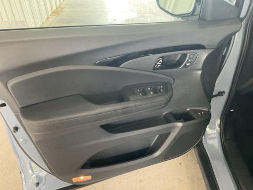 Sonic Gray Pearl 2023 Honda Passport AWD Elite