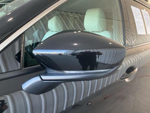 2024 Mazda CX-90 PHEV Premium Plus