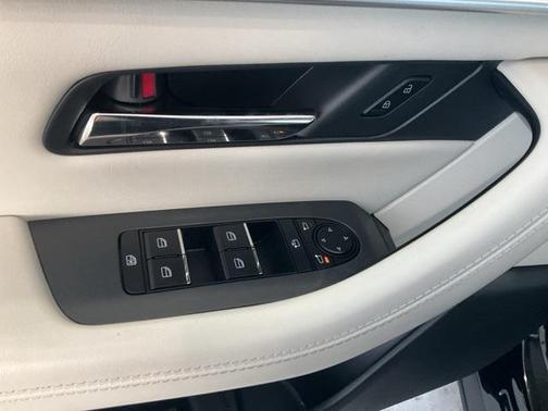 2024 Mazda CX-90 PHEV Premium Plus