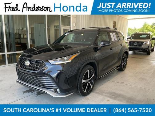 2022 Toyota Highlander XSE