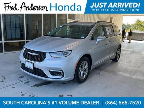 2022 Chrysler Pacifica Limited
