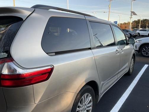 2015 Toyota Sienna XLE Premium