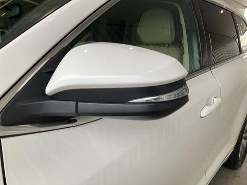 2015 Toyota Highlander LE Plus