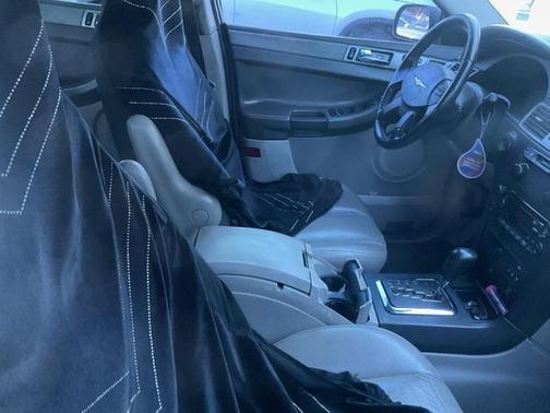 2005 Chrysler Pacifica Touring