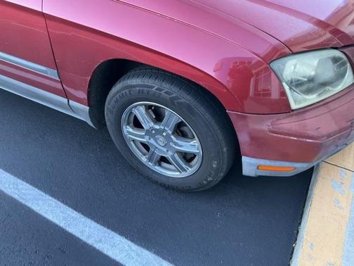 2005 Chrysler Pacifica Touring