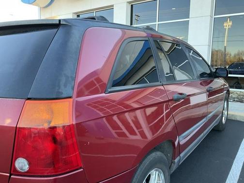 2005 Chrysler Pacifica Touring