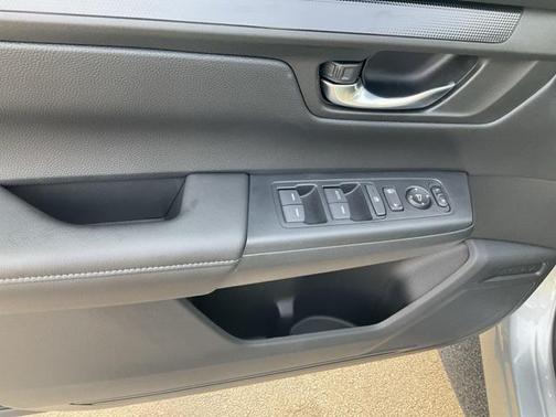 2025 Honda CR-V LX 2WD