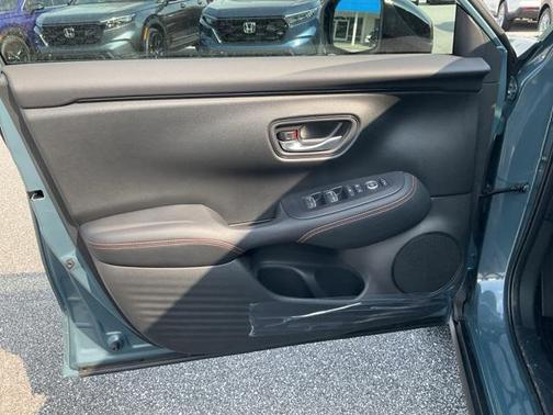 2025 Honda HR-V AWD Sport