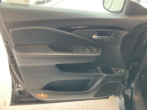 2022 Honda Ridgeline Black