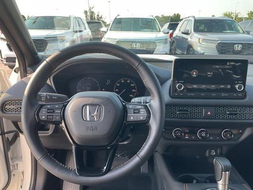 2025 Honda HR-V 2WD Sport