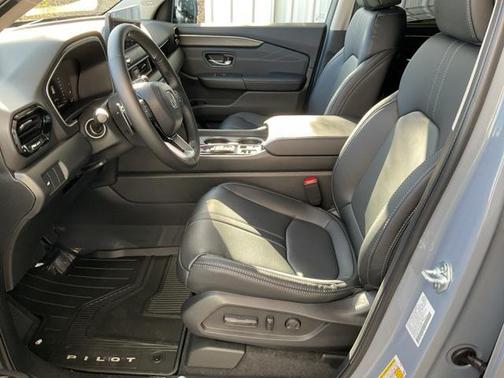 2026 Honda Pilot Touring 8-Passenger