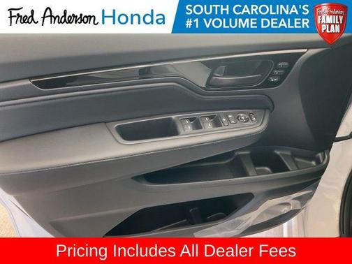 Platinum White Pearl 2026 Honda Odyssey Touring