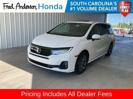 Platinum White Pearl 2026 Honda Odyssey Touring