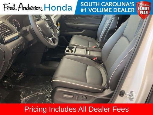 Platinum White Pearl 2026 Honda Odyssey Touring