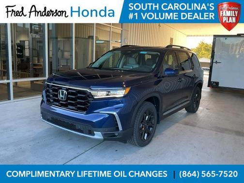 2025 Honda Pilot Touring 8-Passenger