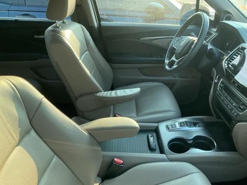 2022 Honda Pilot 2WD Special Edition