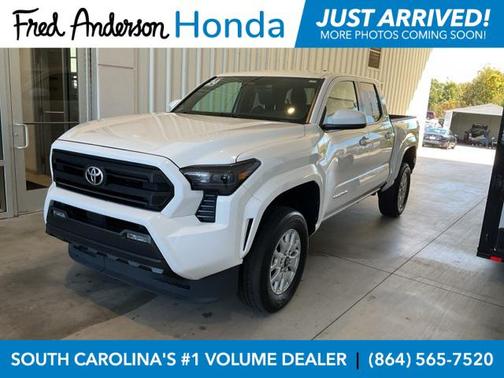 2024 Toyota Tacoma SR5