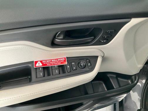 Modern Steel Metallic 2027 Honda Odyssey EX-L