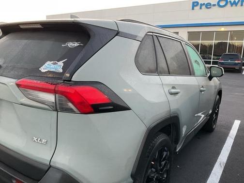 2020 Toyota RAV4 XLE Premium
