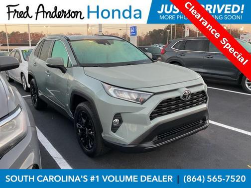 2020 Toyota RAV4 XLE Premium