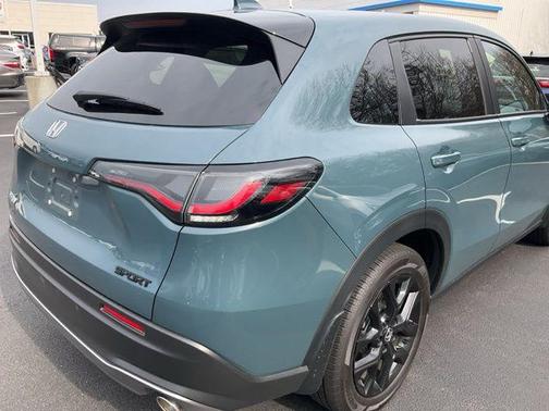 2024 Honda HR-V 2WD Sport