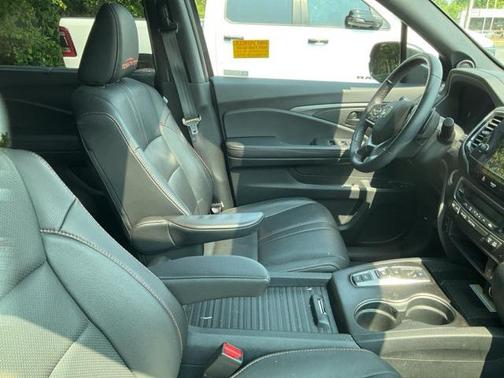 2023 Honda Passport AWD TrailSport