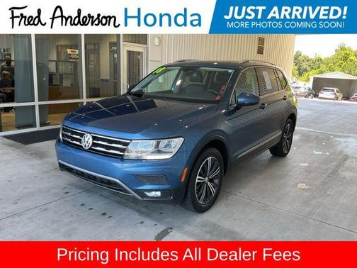 Silk Blue Metallic 2018 Volkswagen Tiguan 2.0T SEL
