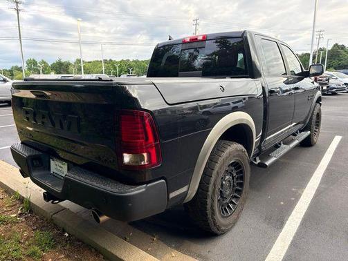 Brilliant Black Crystal Pearlcoat 2017 RAM 1500 Rebel