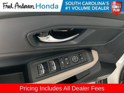 Platinum White Pearl 2026 Honda Accord SE