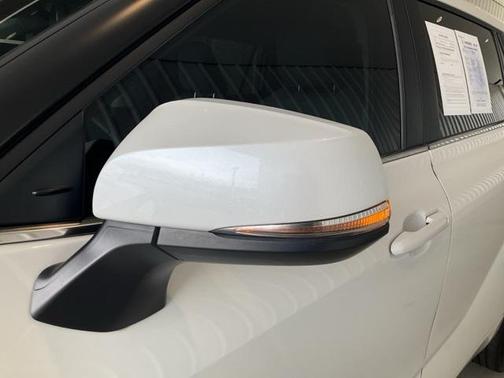 2023 Toyota Highlander Hybrid LE