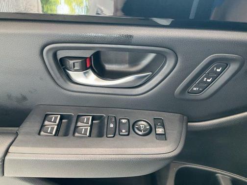 Platinum White Pearl 2025 Honda Pilot EX-L