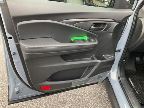 2025 Honda Ridgeline Sport