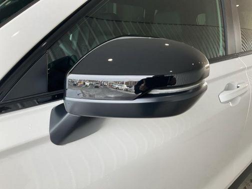 Platinum White Pearl 2026 Honda CR-V Hybrid Sport-L FWD