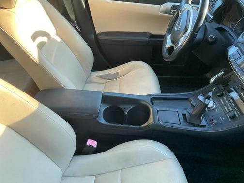 2012 Lexus CT 200h Premium