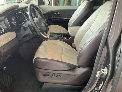 Platinum Graphite Pearl Metallic 2016 Kia Sedona SX-L