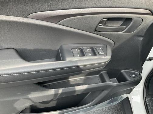 2025 Honda Ridgeline Sport
