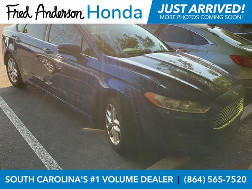 2013 Ford Fusion SE