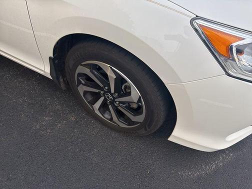 White Orchid 2016 Honda Accord EX-L