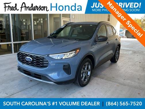 2025 Ford Escape ST-Line