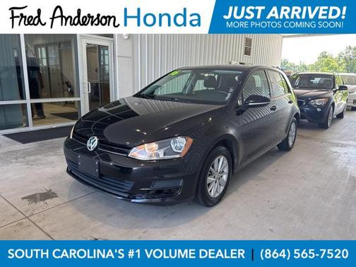 2016 Volkswagen Golf TSI S 4-Door