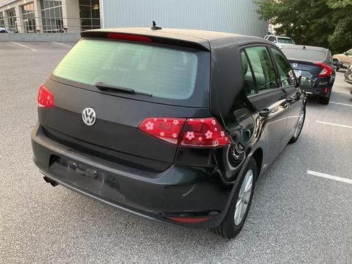2016 Volkswagen Golf TSI S 4-Door