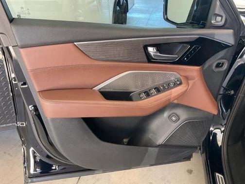 2023 Acura MDX Advance Package