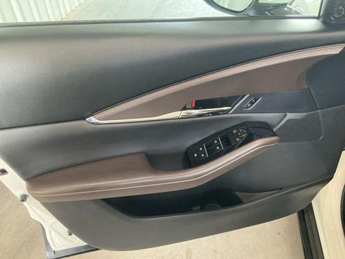 Snowflake White Pearl Mica 2022 Mazda CX-30 2.5 S Premium Package