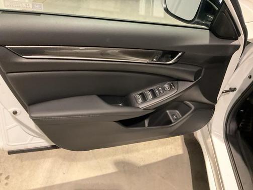 2022 Honda Accord Hybrid Base