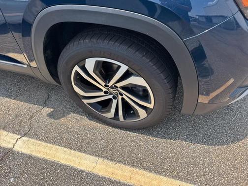2023 Volkswagen Atlas 2.0T SEL