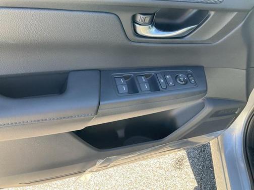 2025 Honda CR-V LX 2WD