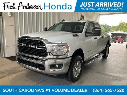 2024 RAM 2500 Big Horn Crew Cab 4x4 6'4' Box
