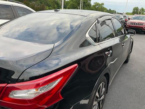 Super Black 2018 Nissan Altima 2.5 SL