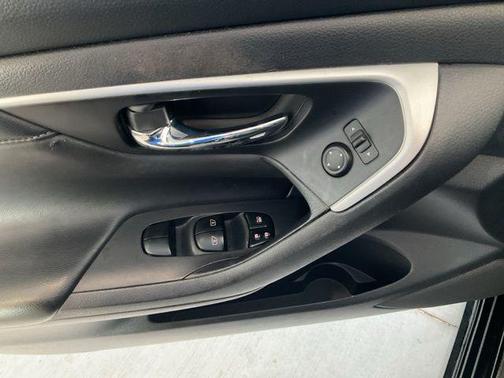 Super Black 2018 Nissan Altima 2.5 SL